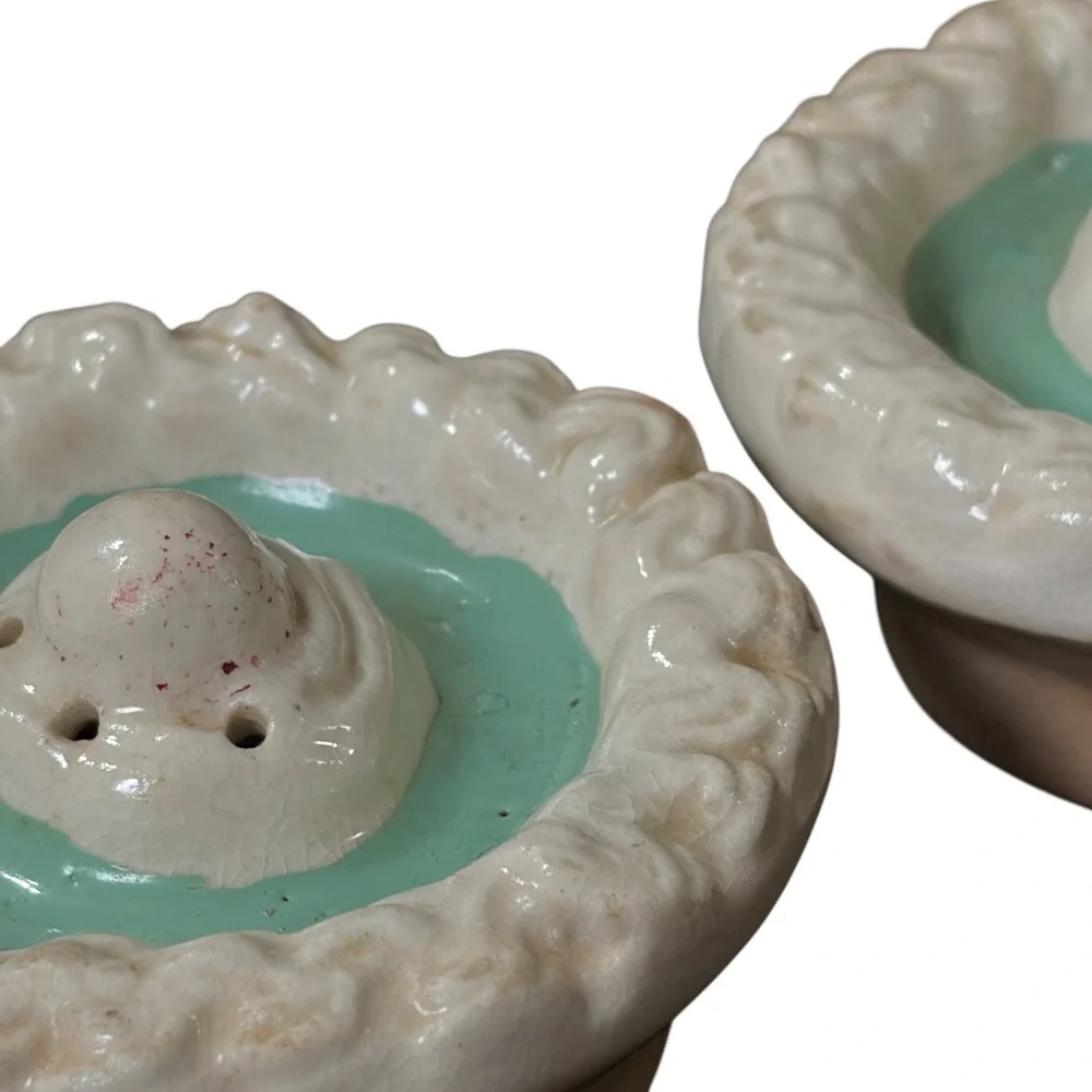 Vintage Handmade Ceramic Salt Pepper Shakers‎ Cute Foodie Kitchen Novelty Set